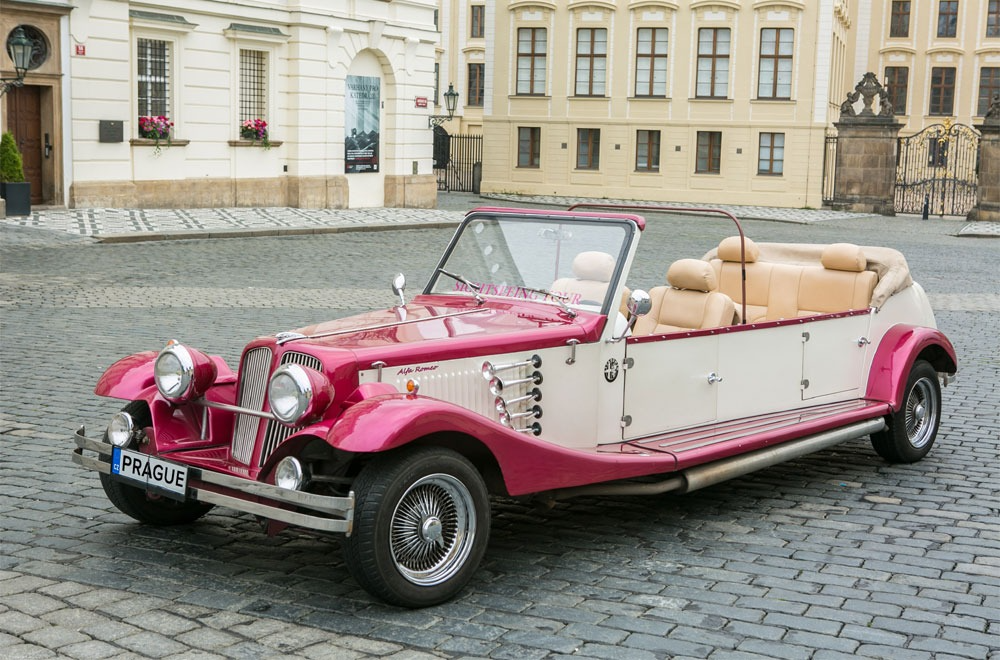 Historical Car Tour