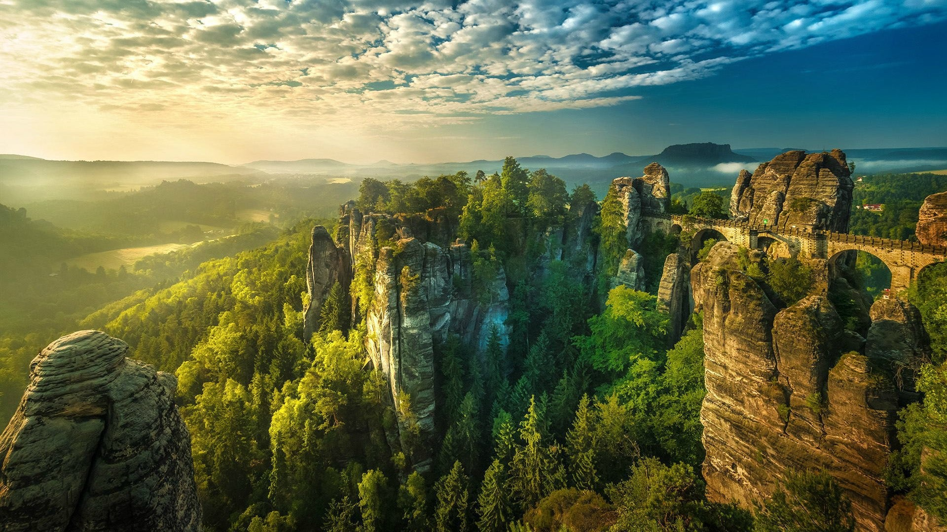 The best of Czech & Saxon Switzerland Hiking tour (summer)